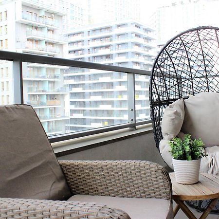 Labo Apartment Bliska Wola - Parking, Klimatyzacja Варшава Екстериор снимка